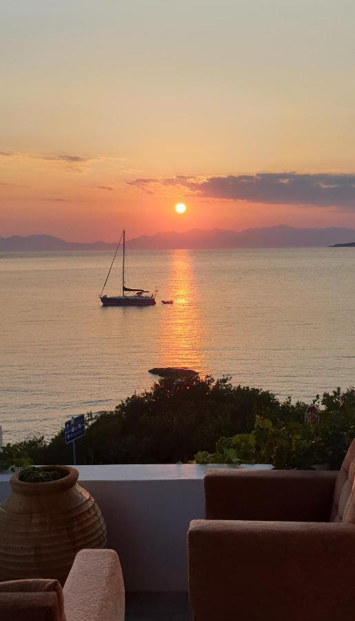 Sunset Holiday House Архангелос Экстерьер фото