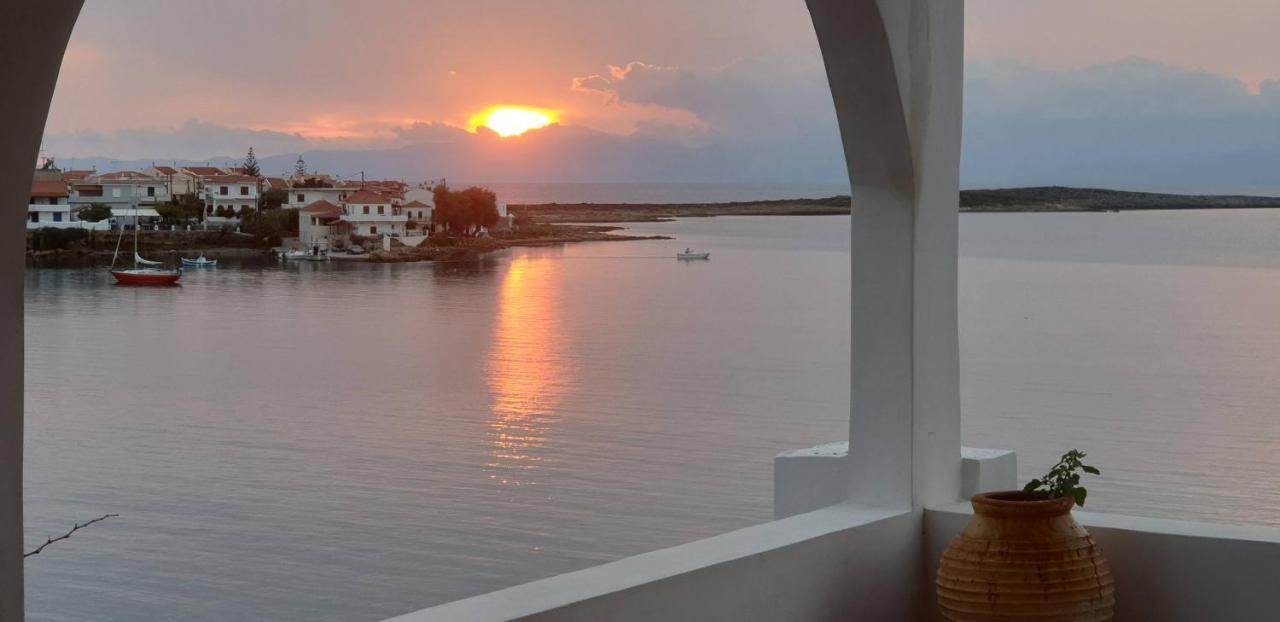 Sunset Holiday House Архангелос Экстерьер фото